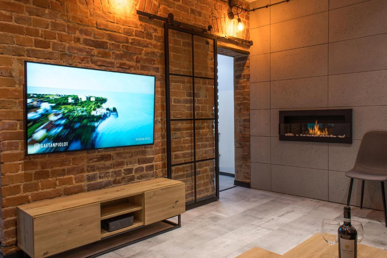 Apartament Black Loft Nysa Dış mekan fotoğraf